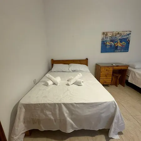 Paradise 1 * Zebbug (Gozo)