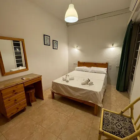 Paradise 1 * Zebbug (Gozo)