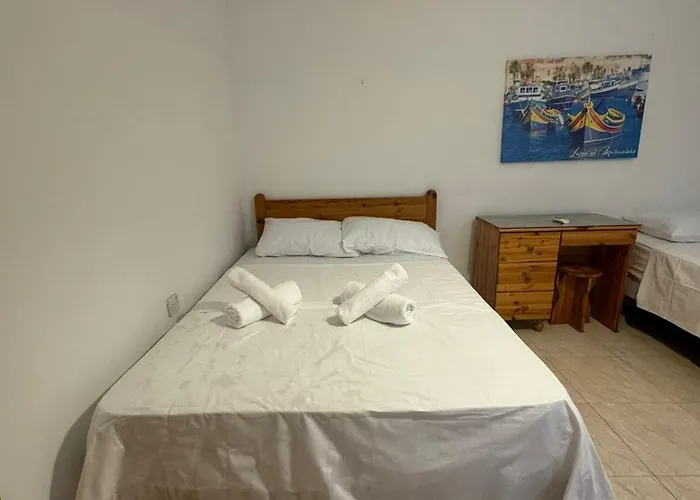 Paradise 1 * Zebbug (Gozo)