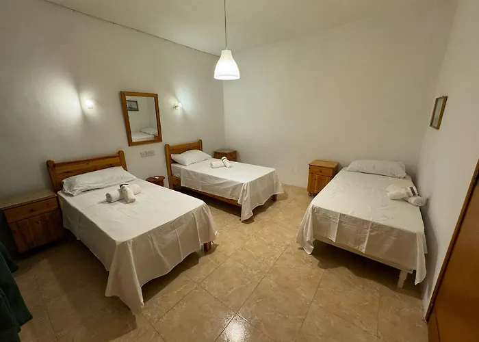 Paradise 1 * Zebbug (Gozo)